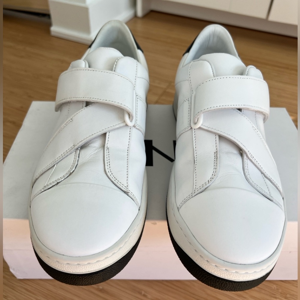 KENZO real leather sneakers, size US 7, EUR 40